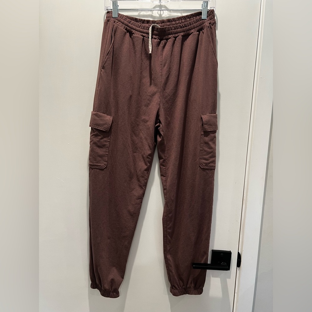 Vuori Boyfriend Cargo Sweatpant - Medium - NWOT